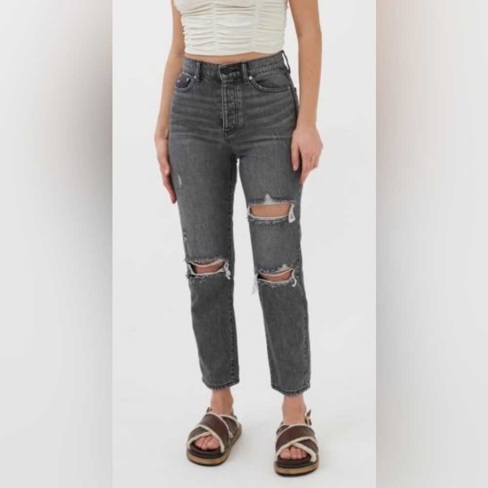 BDG high-waisted slim straight jean - washed black size 25.